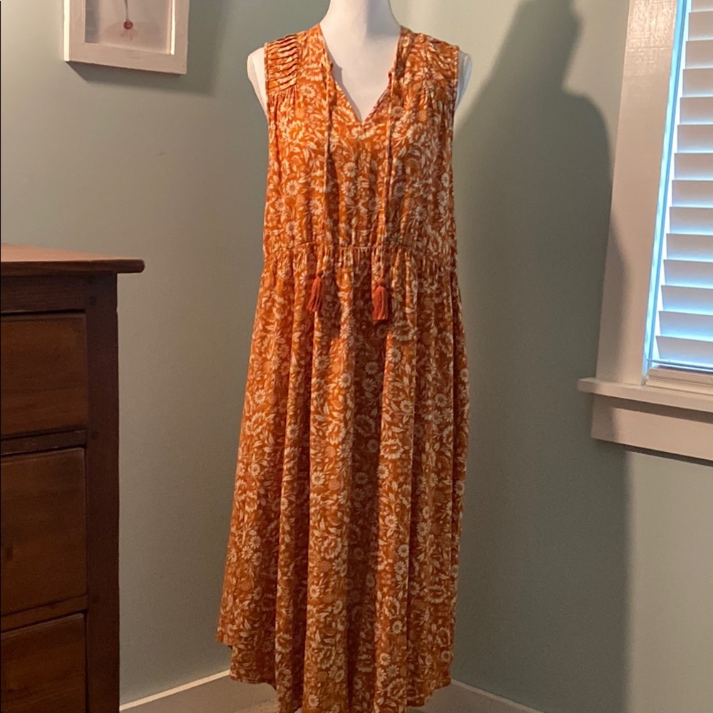 Versona Elegant Orange Sleeveless Dress Sz M
